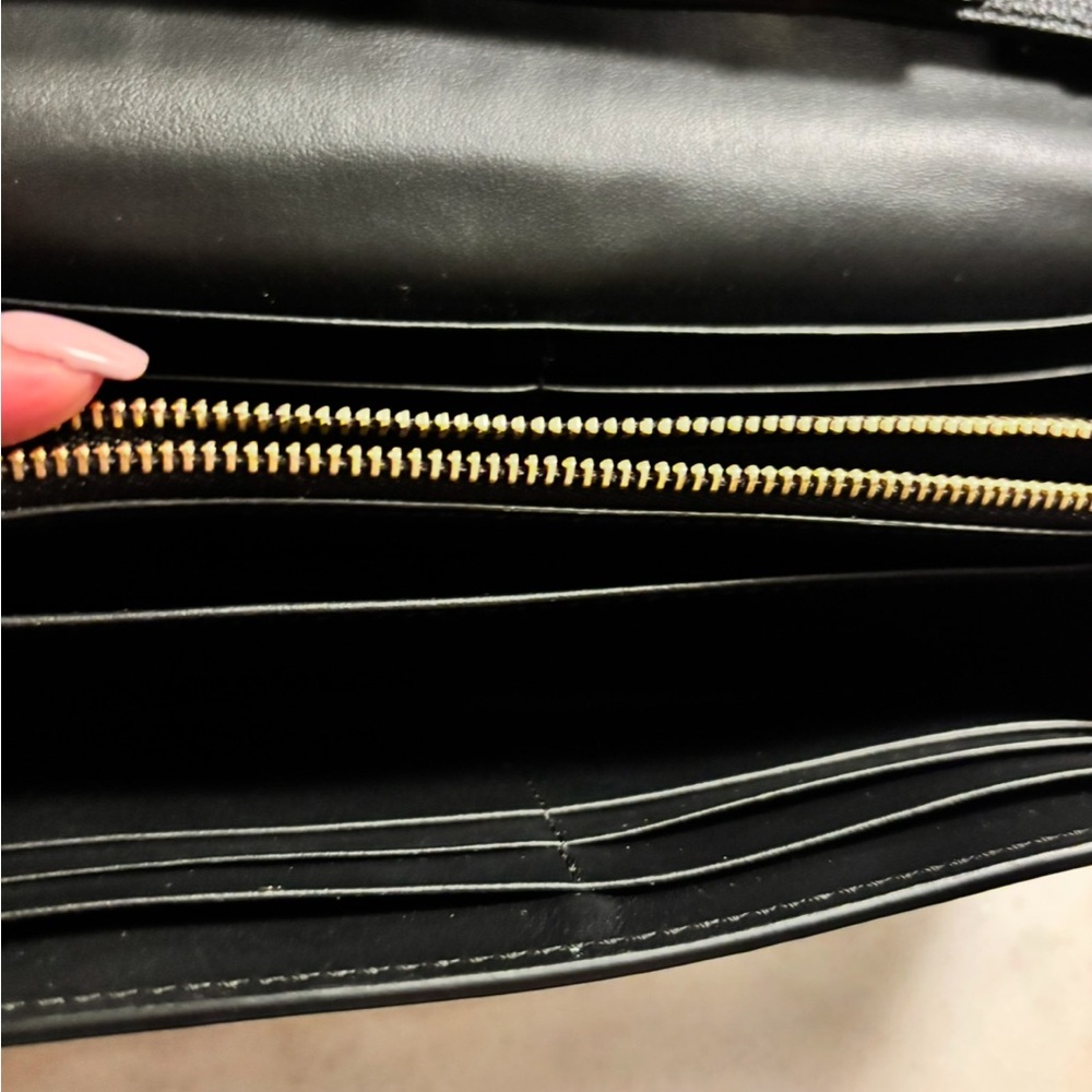 Burberry Henley Nova Check WOC - Picture 8 of 15